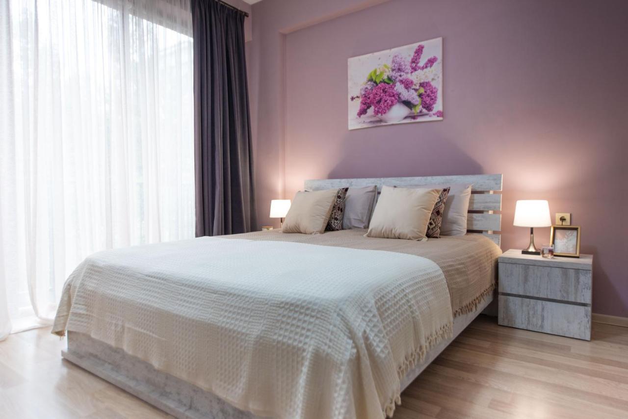 GG Home - cozy 2-bedroom apartment on Givi Kartozia  Tbilisi Buitenkant foto